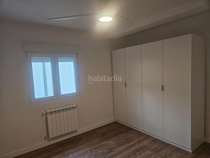 Foto 994e8fc2-8122-408c-942e-9813dfe0b9a9. Miete etagenwohnung mit heizung in Comillas Madrid