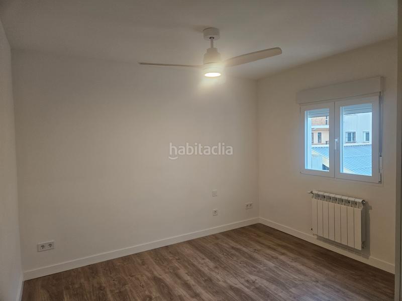 Foto 651ed6a2-2d32-4915-b150-44b32dfb5057. Rent flat with heating in Comillas Madrid