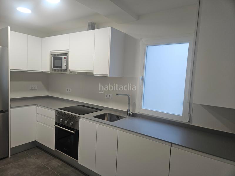 Foto 6c6c87a2-ba97-42f2-91f9-c8cbb008d86d. Rent flat with heating in Comillas Madrid