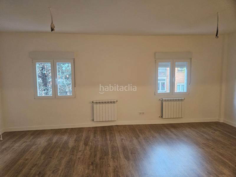 Foto ab2cc772-0177-46fd-8e3d-d4cb0445a039. Rent flat with heating in Comillas Madrid