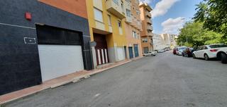 Autoparkplatz  Avenida cuatro rosas. Plazas de garaje sax, zona avd. cuatro rosas. desde 2.900 euros