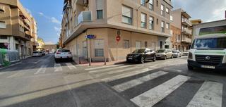 Aparcament cotxe a Plaza de Toros-Avenida Chapí-Trinquete. Plaza de garaje zona comisaría de policía.  precio 7.000  euros