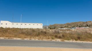 Solar industrial a Campo Alto-Club de Campo. Parcela p. industrial finca lacy de 2.342,96 m2. 120.000 €