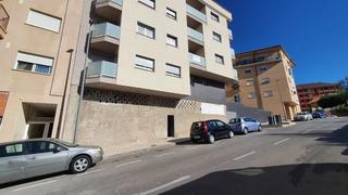Local Comercial a Biar. Local  biar  83.000  euros