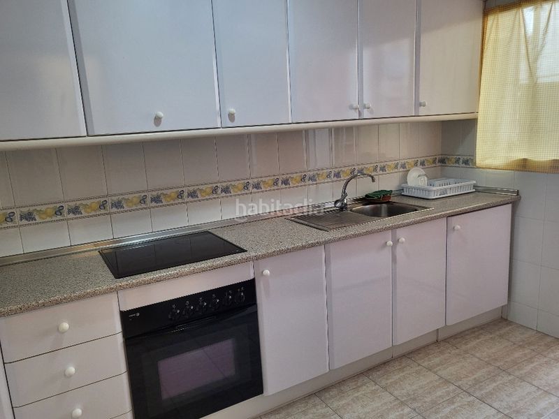 Foto dd4a499e-d3bd-4df6-bfb3-46e53855ef18. Location appartement avec parking dans Las Trescientas-San Francisco-Ciudad Vergel Elda