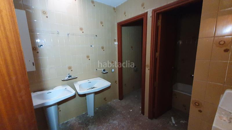 Foto d1340b11-de0e-4ec9-ad10-60135a736b53. Industrial building in Ibi