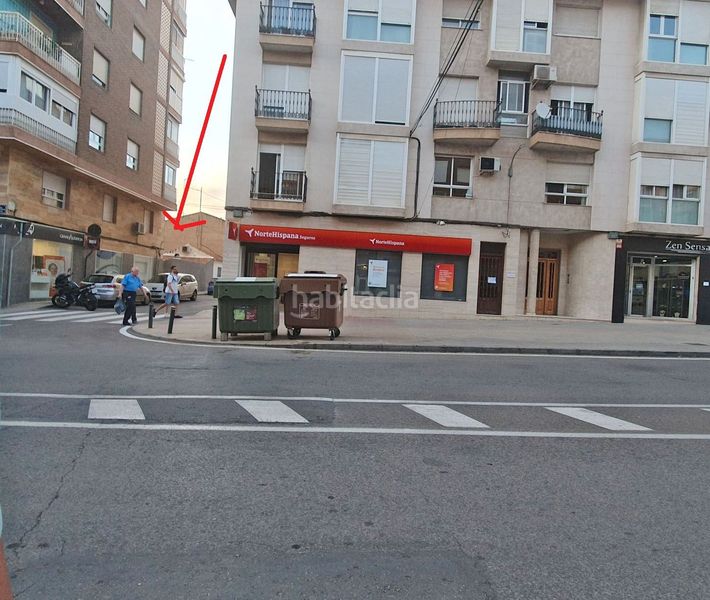 Foto 2fba6a40-6e6a-4c20-826c-652a41b6e316. Edifici a Plaza Castelar - Mercado Central Elda