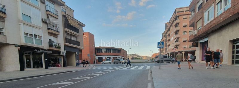 Foto d475d41b-015c-4296-b3f5-f907d01081b9. Edifici a Plaza Castelar - Mercado Central Elda