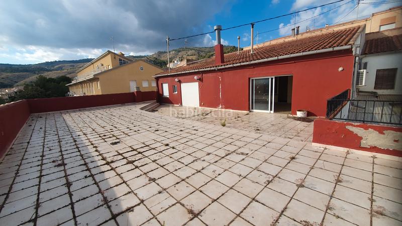 Foto 034bc911-2176-44a6-8da4-d5f5fb3b672b. Edificio  , planta baja local y planta primera viviendas 153.500 euros en Onil