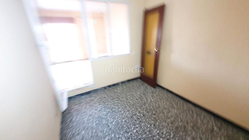 Foto 47dd6100-a7a1-4060-bbb0-3eab87b7d387. Edificio  , planta baja local y planta primera viviendas 153.500 euros en Onil