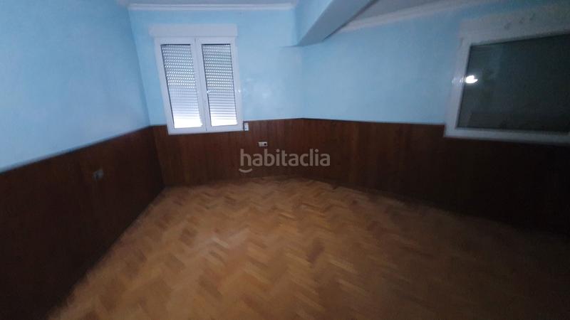 Foto 89bdf134-8a59-4654-ba16-3ed217914c49. Edificio  , planta baja local y planta primera viviendas 153.500 euros en Onil