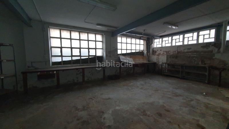 Foto 8da64d40-18aa-48db-9107-ad41db73561a. Edificio  , planta baja local y planta primera viviendas 153.500 euros en Onil