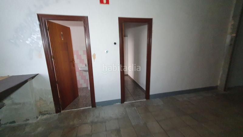 Foto a86bd56c-c236-4222-8f15-4aabbdff675e. Edificio  , planta baja local y planta primera viviendas 153.500 euros en Onil