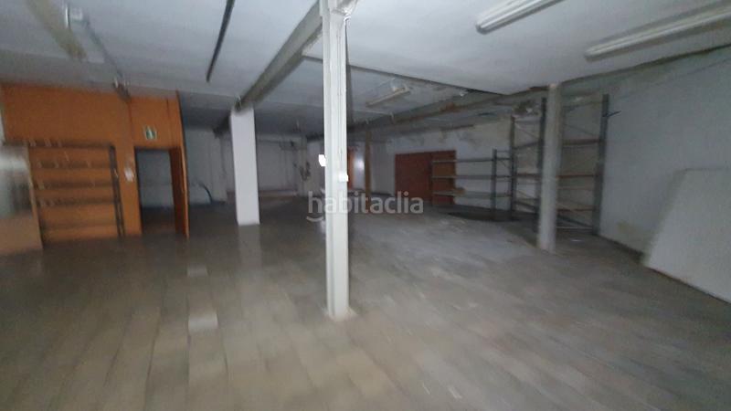 Foto cce985dc-9b59-4cf2-9549-fabb1d97b794. Edificio  , planta baja local y planta primera viviendas 153.500 euros en Onil
