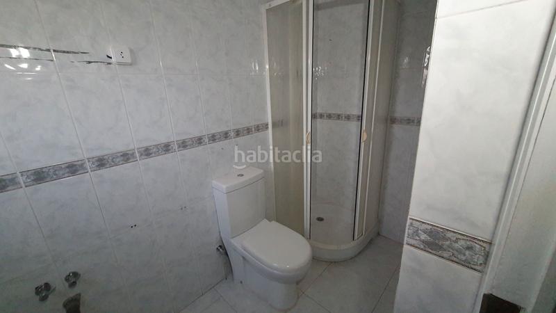 Foto d018d216-108b-4713-a62a-06f1e2fc1c57. Edificio  , planta baja local y planta primera viviendas 153.500 euros en Onil