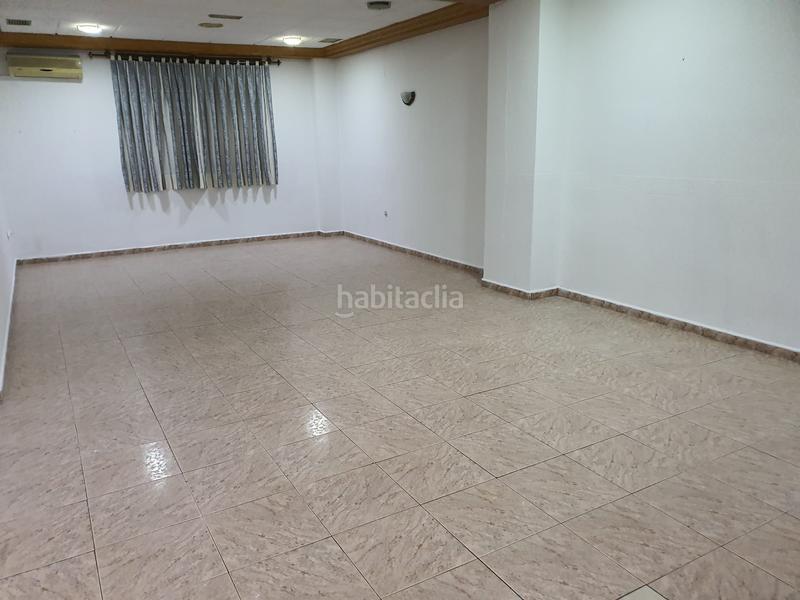 Foto 004dcd86-55a2-499f-bab6-6e9a642591bc. Lloguer local comercial a Petrer