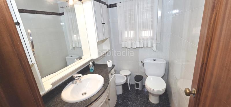 Foto 9f14597e-2b39-4349-b322-90d55fd5b4a5. Piso , a una manzana de plaza castelar. soleada vivienda. precio 119.000 euros en Elda