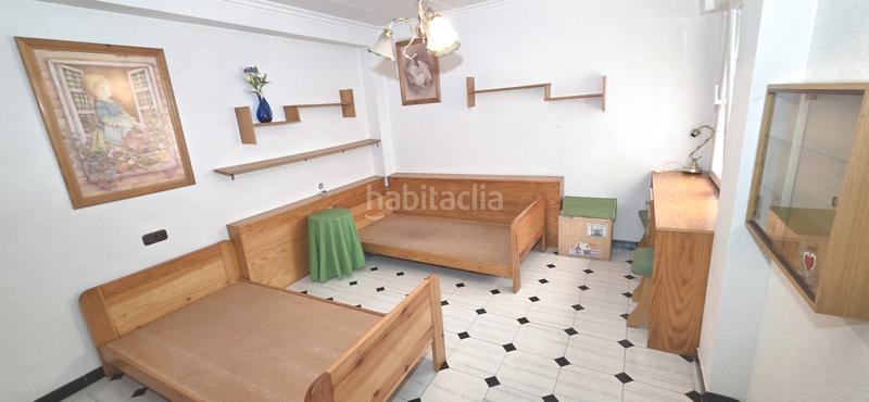 Foto aad5edd5-d478-4dda-a7c2-7c2e5db208eb. Piso , a una manzana de plaza castelar. soleada vivienda. precio 119.000 euros en Elda