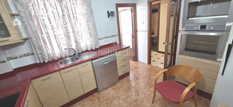 Foto b608cd5c-5acd-405a-a6ed-3581f7aa9dfc. Piso , a una manzana de plaza castelar. soleada vivienda. precio 119.000 euros en Elda