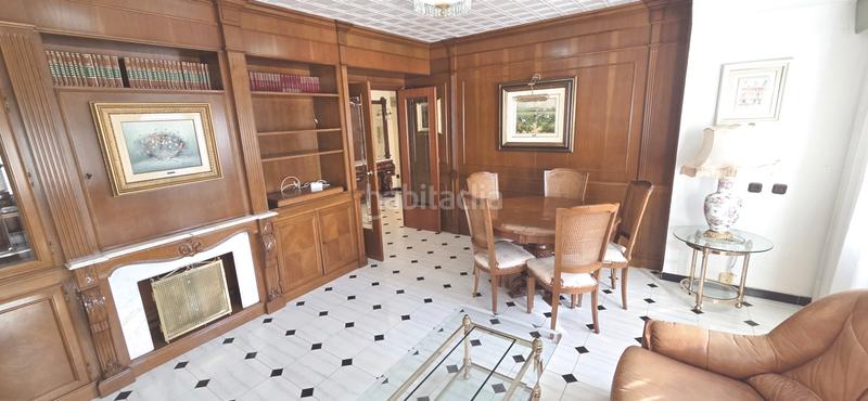 Foto b8c52bc6-0a2f-41d0-b58a-263373828e68. Piso , a una manzana de plaza castelar. soleada vivienda. precio 119.000 euros en Elda