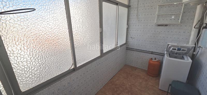 Foto c21f3e68-5c5b-4083-b360-dd467c867780. Piso , a una manzana de plaza castelar. soleada vivienda. precio 119.000 euros en Elda