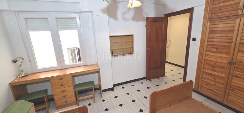 Foto fab00fc7-b89d-4874-b448-ef97d670a25e. Piso , a una manzana de plaza castelar. soleada vivienda. precio 119.000 euros en Elda