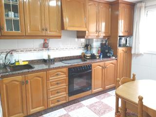 Pis a Plaza de Toros-Avenida Chapí-Trinquete. Elda: piso 1º, ascensor, 3 dormitorios, 1 baño. 95.000 €