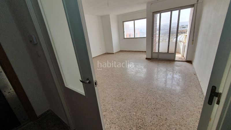 Foto e28398c5-7c08-4caf-bf7d-7d5fa380b620. Etagenwohnung in El Carril - Paseo de Chapi Villena