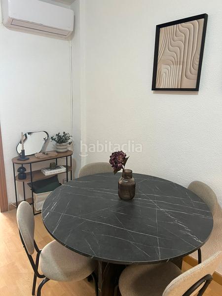 Foto db3a1a56-77a7-4438-b36e-20f700bf8cc8. Location appartement dans Fraternidad Elda