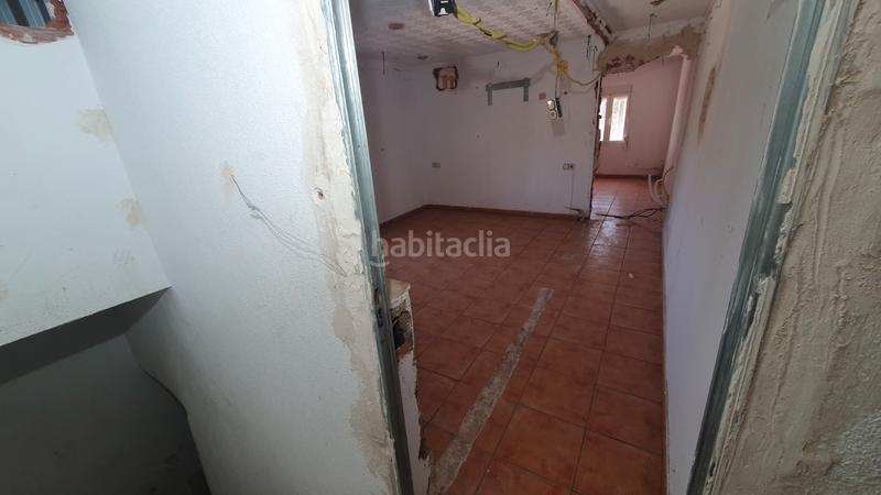 Foto 7f345a84-22d4-46cf-8136-f26fcc118c4b. Casa adossada a Romana (la)