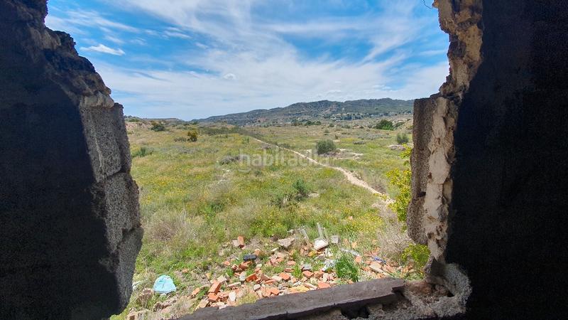 Foto 927383d6-b798-44ed-9fe3-1702d1d4a2ff. Finca rústica terreno rústico. cerca polígono 3 hermanas. 51.812 m2. precio 52.000 euros en Aspe