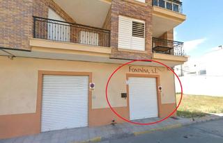 Local commercial à Rafal. Local en rafal, 126 m2   precio 65.000 euros