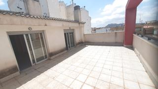 Àtic a Plaza de Toros-Avenida Chapí-Trinquete. Elda, atico duplex, con garaje y trastero. cercano a avd. chapi,