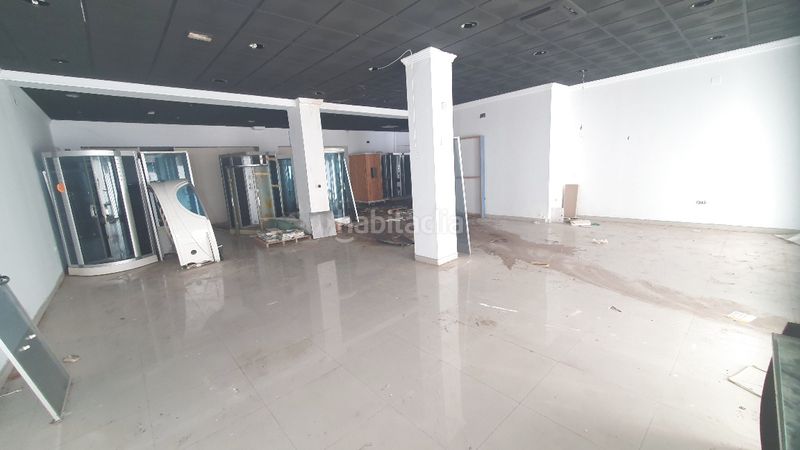 Foto 66a11a2b-8400-44db-b618-bdcbff9eba81. Local comercial a Centro Elda