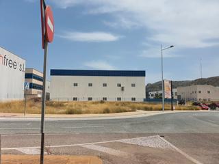 Solar industrial a Campo Alto-Club de Campo. Parcela en finca lacy de 2.338,68 m2. precio 115.000 €