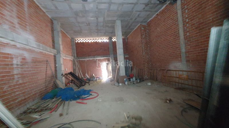 Foto 9372061e-2b5a-45bd-8d0c-ad2ed39ae3b7. Local comercial local zona chapi, precio 125.000 euros en Villena