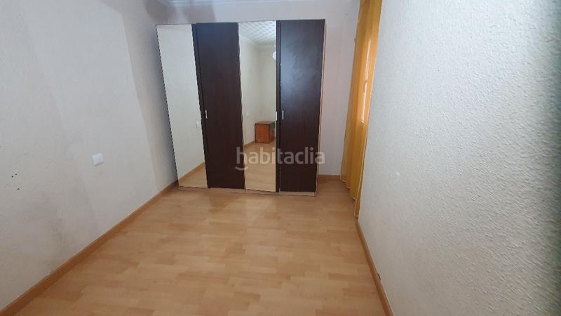 Foto 4154cad0-92ec-4502-9521-0ca2ff79b533. Piso  , zona consum/murillo. precio 67.000 € en Elda