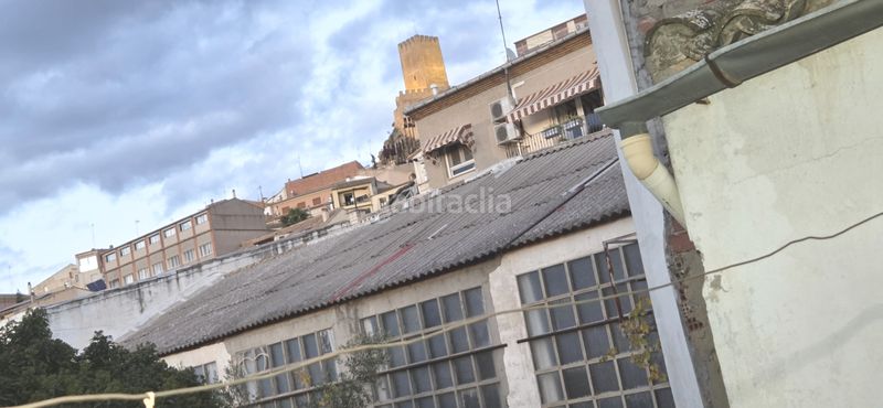 Foto b21cac39-843d-4b0e-9041-8224ef6e8487. Casa amb xemeneia a Banyeres de Mariola