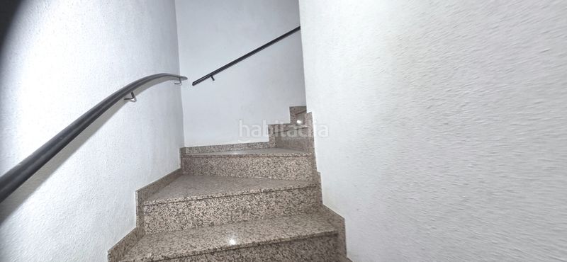 Foto f0bafd97-3cea-445d-a410-f24102e6da41. Casa amb xemeneia a Banyeres de Mariola