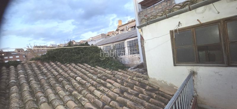 Foto f945c884-2b4e-4305-a327-120ba6ac4ed2. Casa amb xemeneia a Banyeres de Mariola