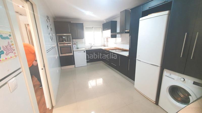 Foto 865ec531-84cf-4f6c-be19-4e17941b45a0. Attico con parcheggio in Fraternidad Elda