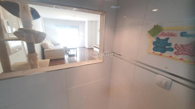 Foto a06811f8-ec11-4615-b790-e933299a7b4c. Attico con parcheggio in Fraternidad Elda