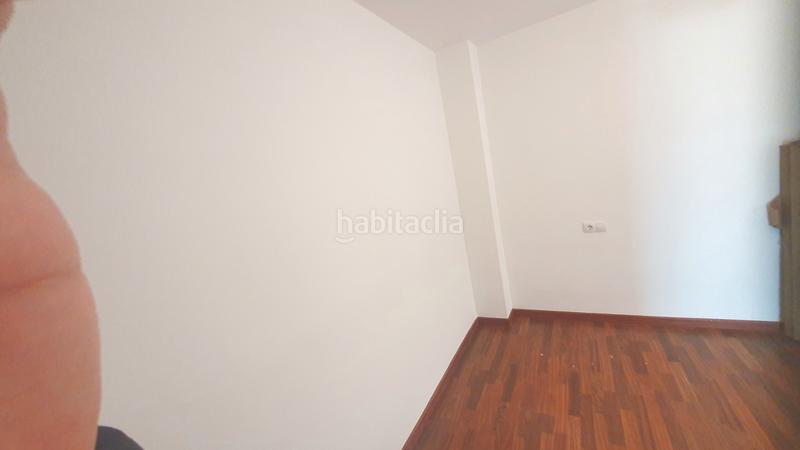 Foto ce3a1828-79f6-41fa-bc79-b46bcbb6d6bd. Attico con parcheggio in Fraternidad Elda