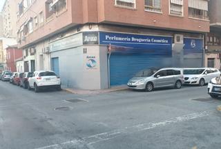 Location Local commercial  Calle pablo iglesias. Elda, local en alquiler, calle pablo iglesias. precio 750 €/mes