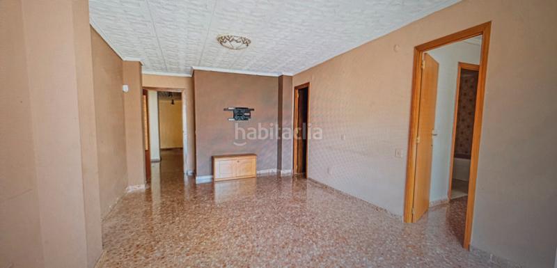 Foto d10a7796-e83a-4397-811a-e00822e80c05. Flat in Plaza Castelar - Mercado Central Elda