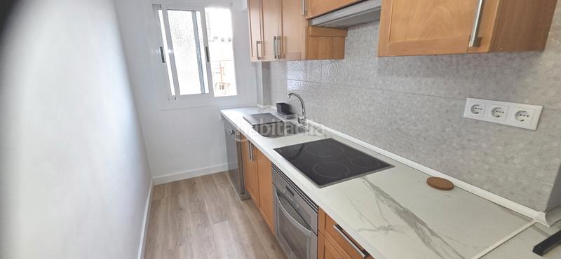 Foto 4ee88401-37a4-42e8-ba7c-84351a2964ef. Location appartement dans Plaza de Toros-Avenida Chapí-Trinquete Elda