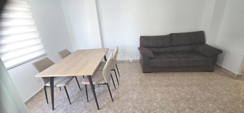 Foto 8ece4ace-bcfa-407e-8ca0-bea48c47cfc3. Location appartement dans Plaza de Toros-Avenida Chapí-Trinquete Elda