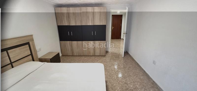 Foto 5924b69d-79ad-4210-857b-fbd7b04548c7. Miete etagenwohnung in Plaza de Toros-Avenida Chapí-Trinquete Elda