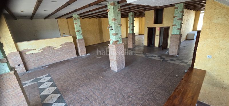 Foto 7be440a4-45a3-4e86-b234-d29d2064ab53. Local comercial a Romana (la)