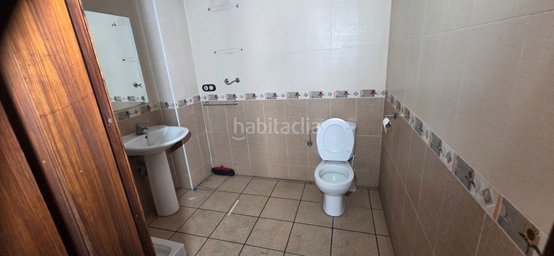 Foto ed8b551d-7443-4ae6-9c61-4b80173ecc5d. Local comercial a Romana (la)